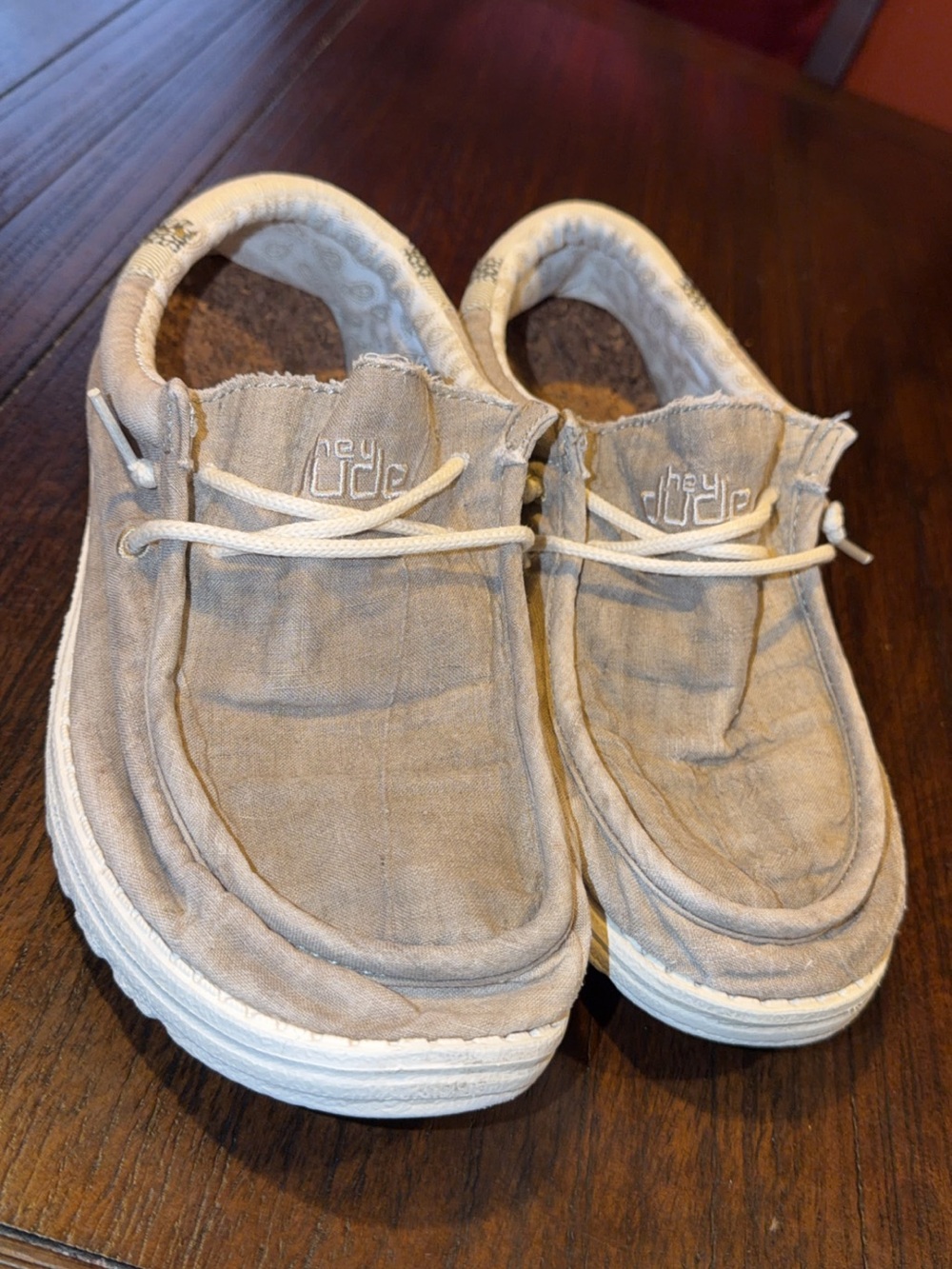Hey Dude Wally Linen Shoes Loafers Lightweight Slip On Natural Khaki Mens Sz 10